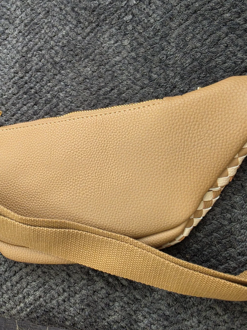 Pretty Simple beige woven